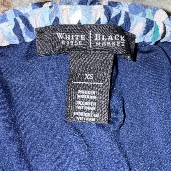 White House Black Market Blue and White Patterned Halter Dress - Picture 4 of 6